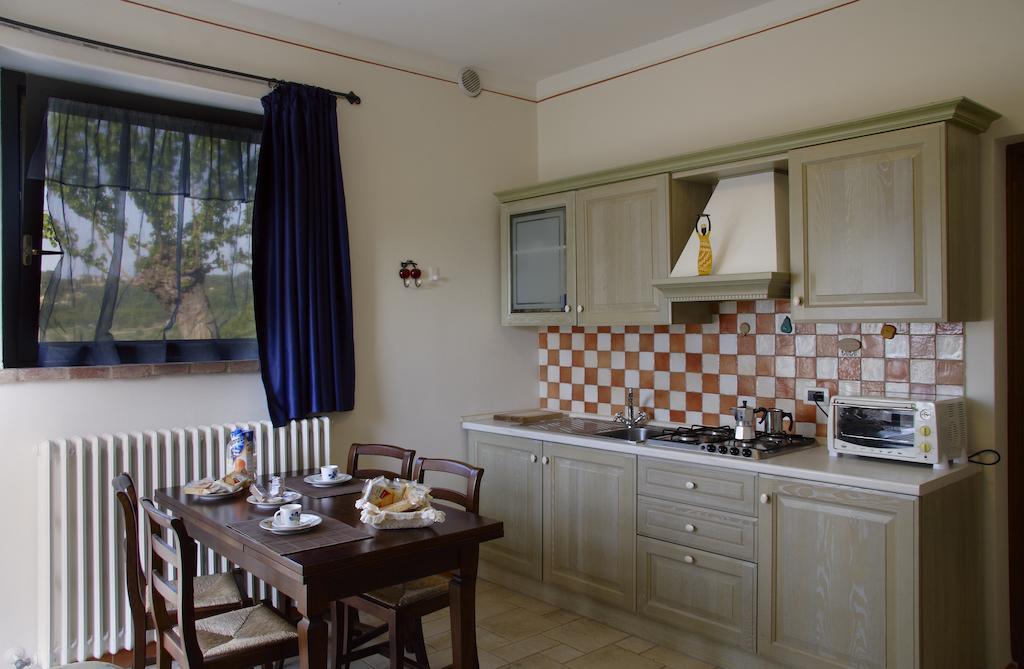 Montepulciano Stazione 일 팔라초 데이 디아볼리 빌라 객실 사진
