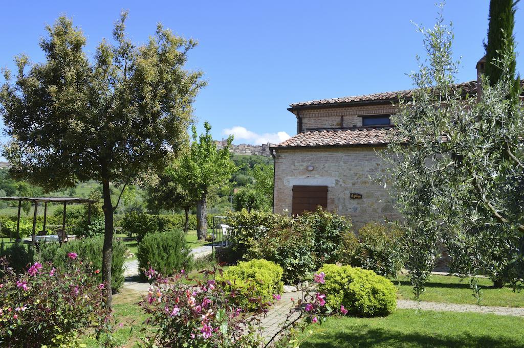 Montepulciano Stazione 일 팔라초 데이 디아볼리 빌라 객실 사진